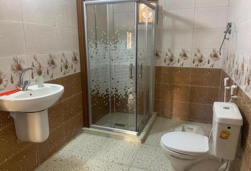 تختخواب و صبحانه Bedouin Experient House