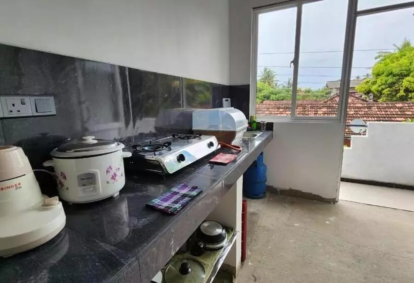 Aamiaismajoitus (B&B) E Seven House