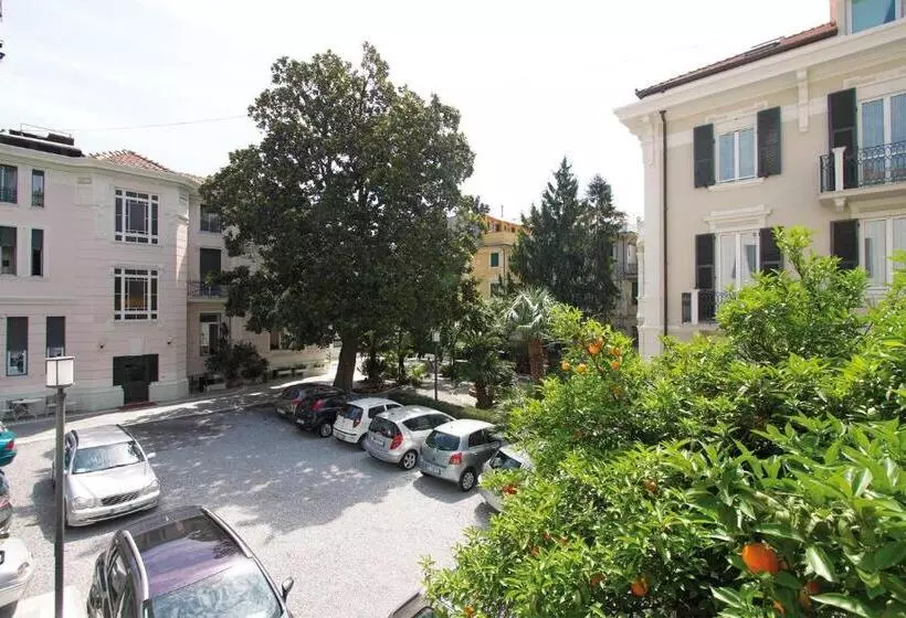 Genovese Villa Elena Residence