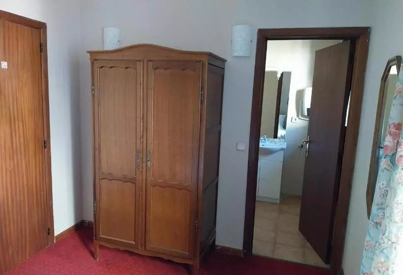 Hotelli Au Cœur Bion