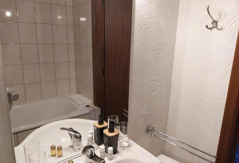 호텔 Au Cœur Bion