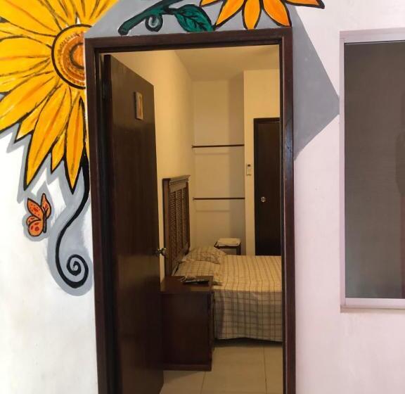 هتل کپسول Jardín