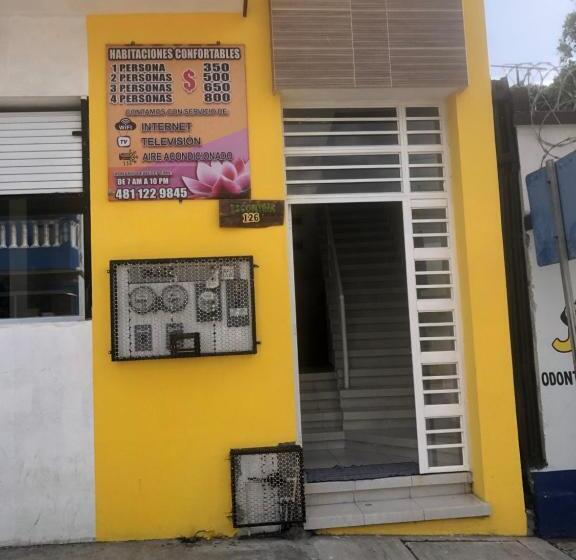 هتل کپسول Jardín