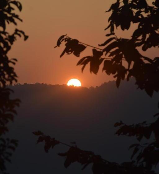 هتل Lekhnath View Tower