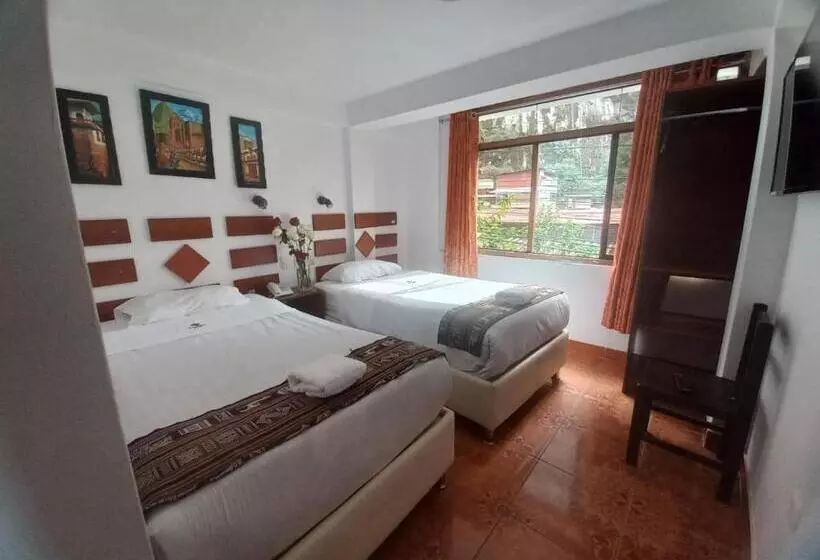 هتل Paqariq Inn