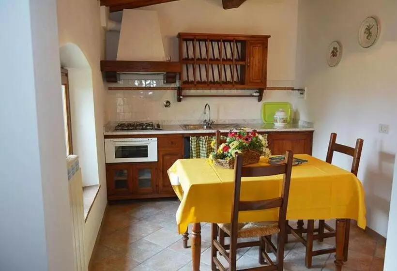 Hotelli Torraiolo Appartamento Torraiolo 6
