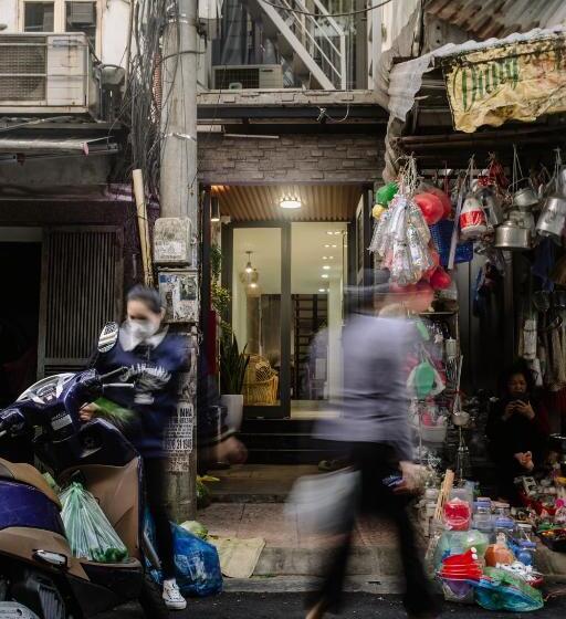 Lanha Hotel   Homestay