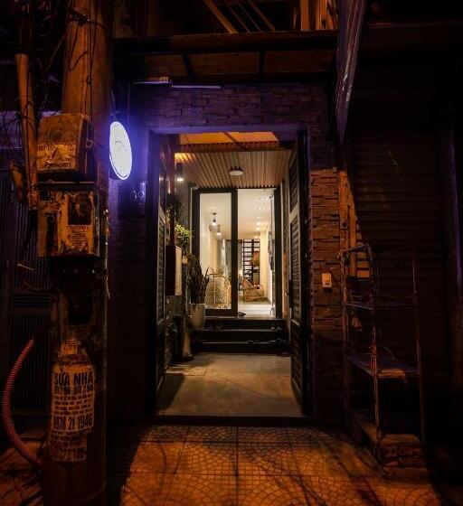 Lanha Hotel   Homestay