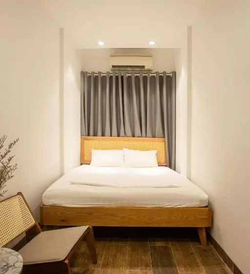 Lanha Hotel   Homestay