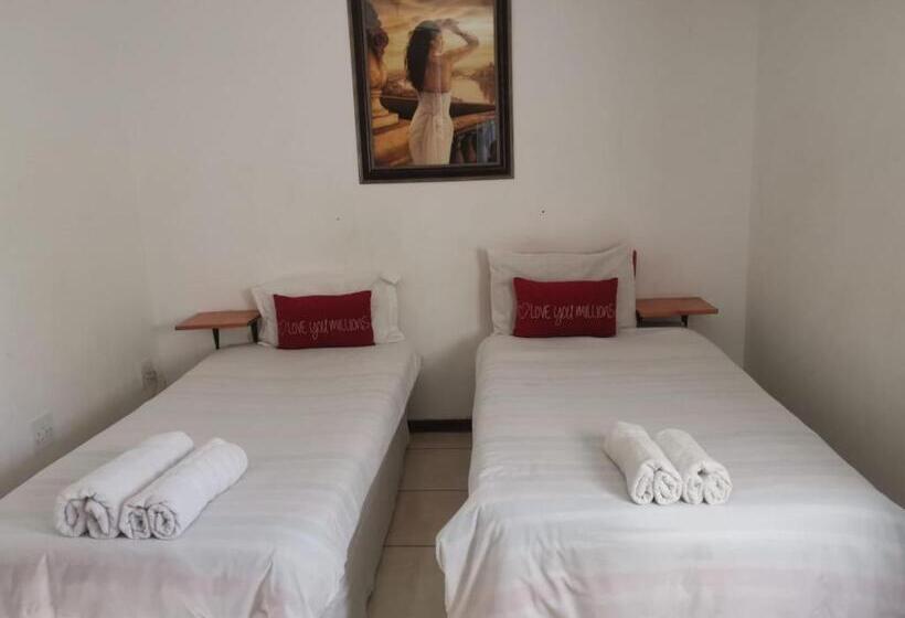 بنسيون Rose Guest House