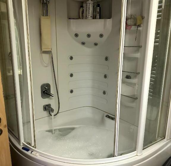 Pensjonat Spacious And Airy , 5 Min Walk To Nişantaşı