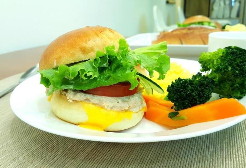 پانسیون Warm Home