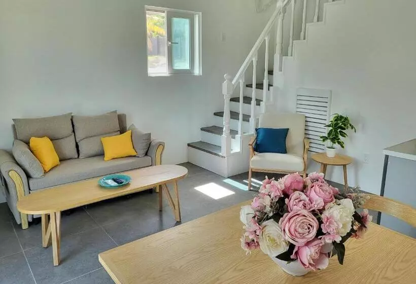 استراحتگاه Crawlbay Suites