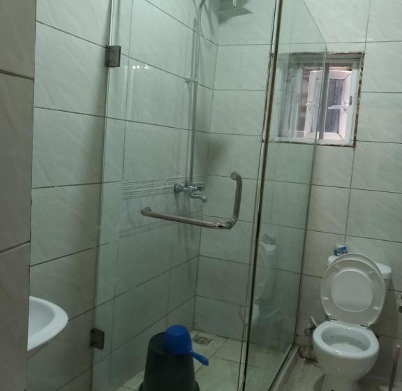 Tovia Hotel And Suites