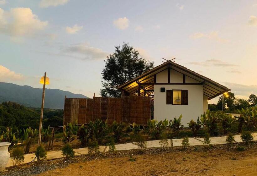 Utopua Resort ยูโทปัวว์ รีสอร์ท