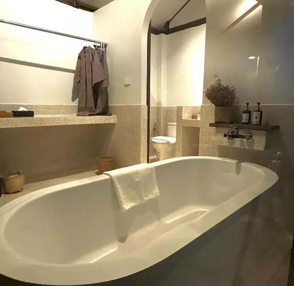 Utopua Resort ยูโทปัวว์ รีสอร์ท