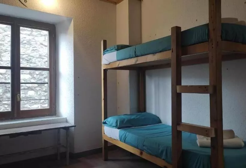 Albergue Tritón   Villanúa