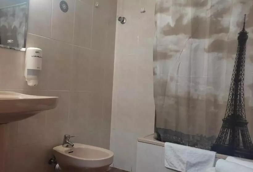 Albergue Tritón   Villanúa