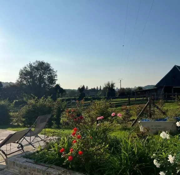 Aamiaismajoitus (B&B) Chambre Chez Thomas