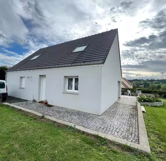 Aamiaismajoitus (B&B) Chambre Chez Thomas