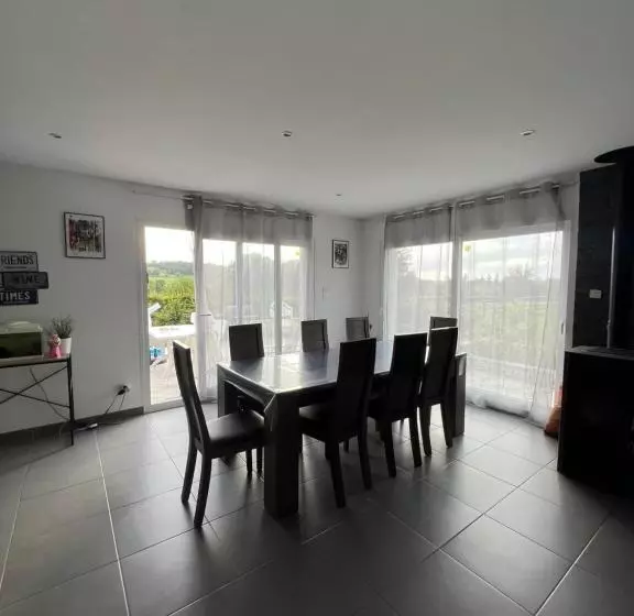 Aamiaismajoitus (B&B) Chambre Chez Thomas