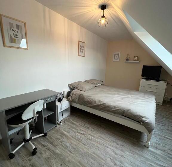 צימר Chambre Chez Thomas