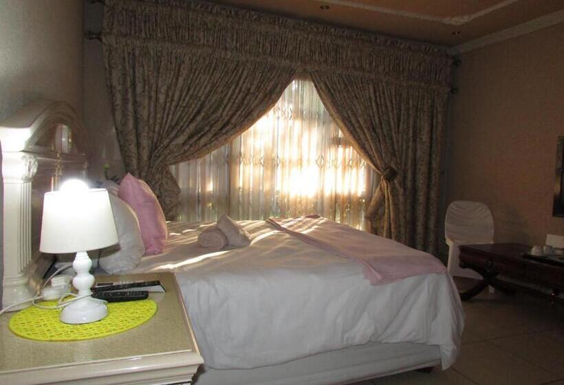 Aamiaismajoitus (B&B) Mokopane At Kioma Guest House