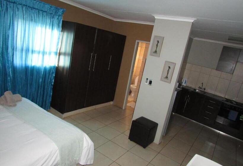 Aamiaismajoitus (B&B) Mokopane At Kioma Guest House