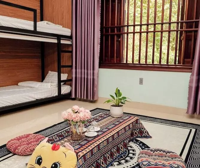 تختخواب و صبحانه Wind S House Ha Giang
