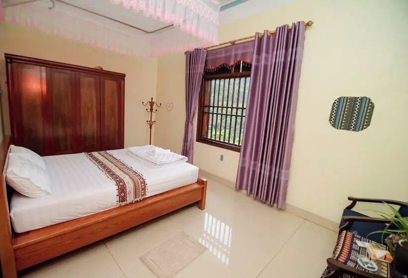 تختخواب و صبحانه Wind S House Ha Giang