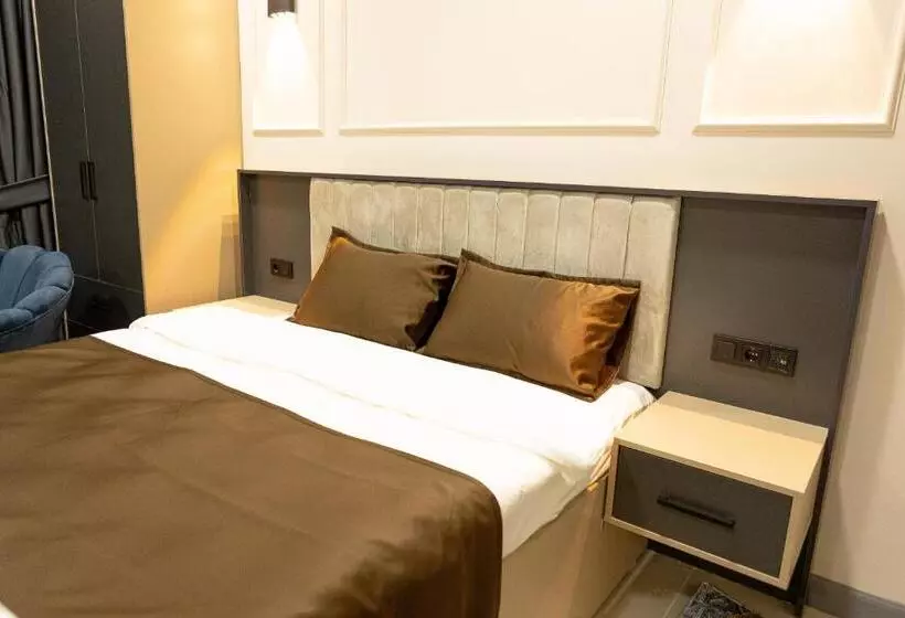 City Night Suites & Hotels