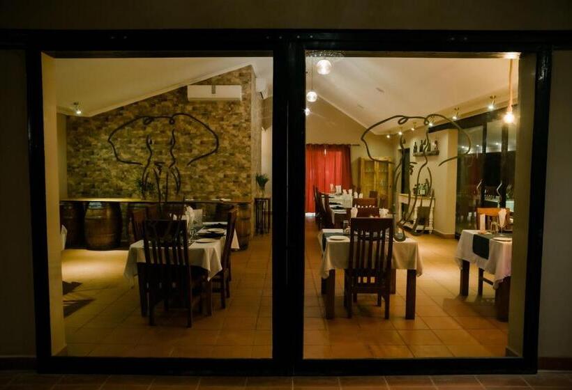 בית מלון כפרי Domiya Estate Ltd