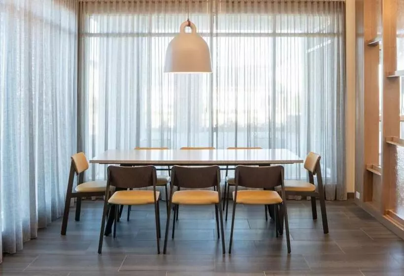 Hotelli Fairfield By Marriott Inn & Suites Huntsville Redstone Gateway