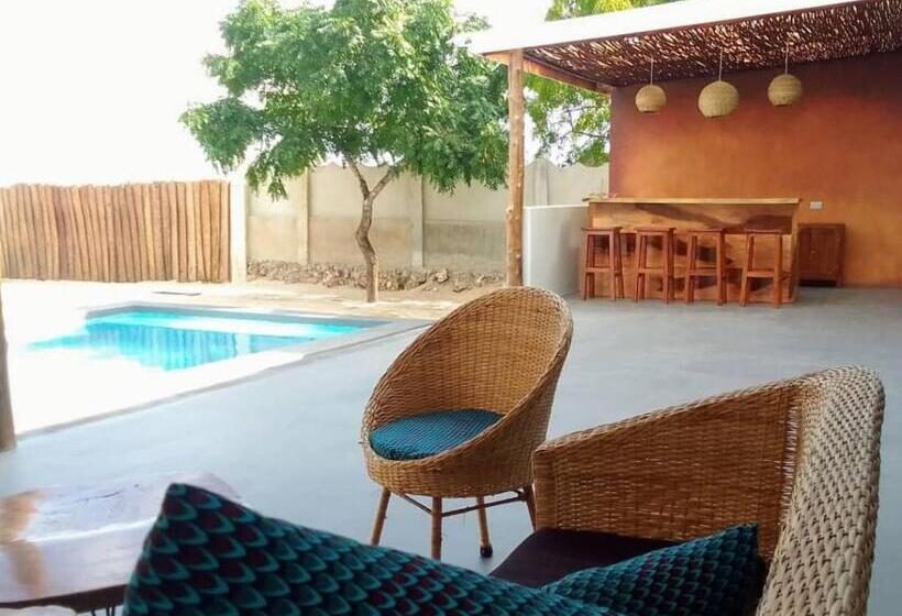 בית מלון כפרי Matumaini Guest House