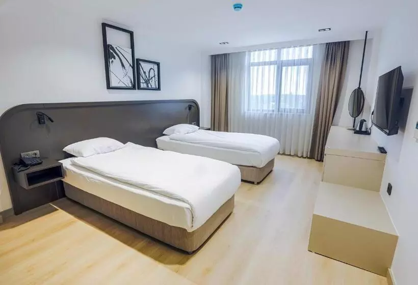 Hotelli Park Demi̇rkapi