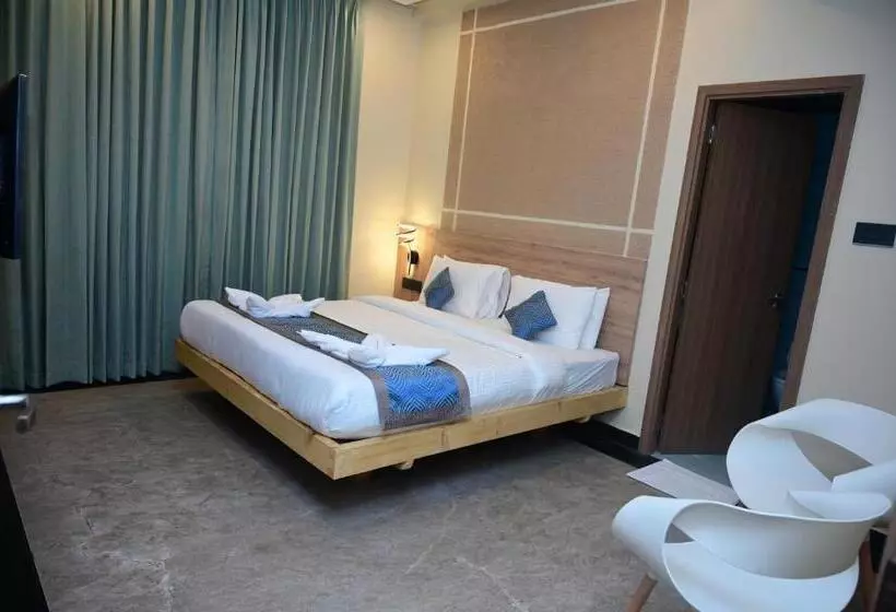 هتل Pipul Ocean View Resort