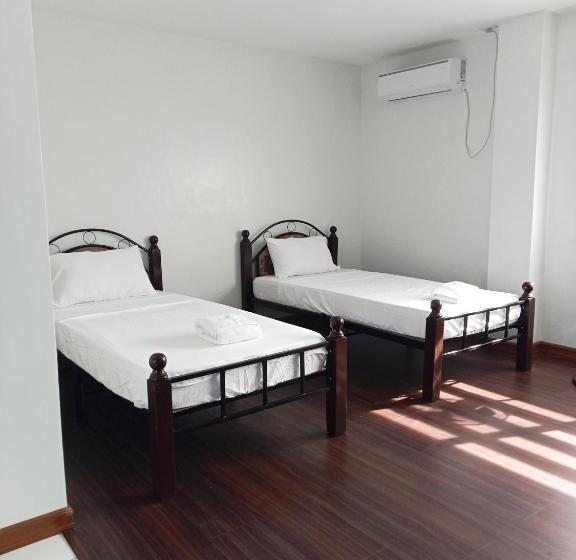 호텔 Playa Alba Beach Front And Resort