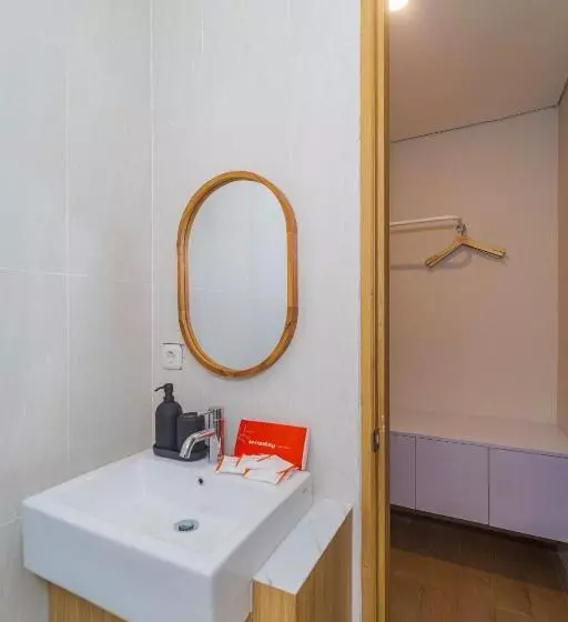 Hotelli Se.nandung Living And Space