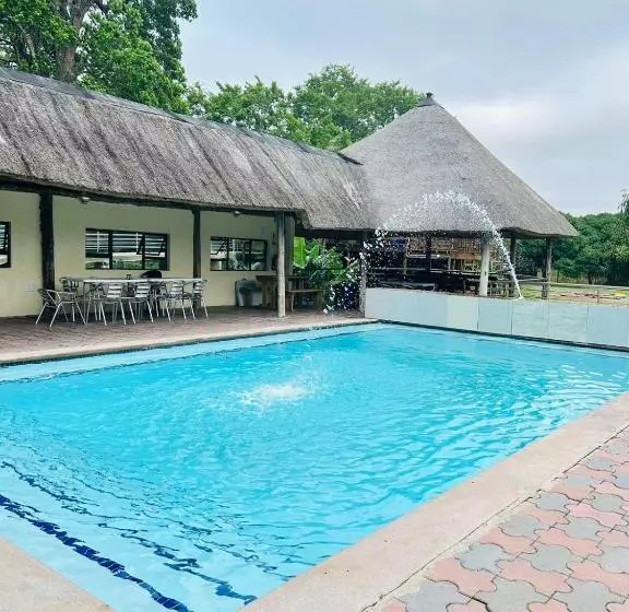 Hotelli The Galaxy Forest Lodge