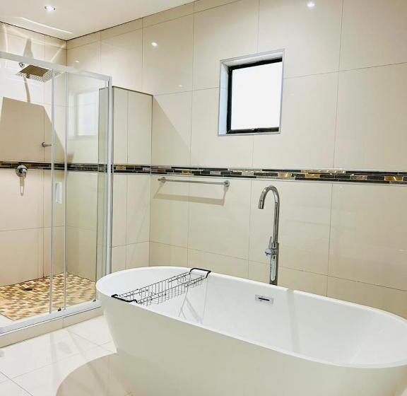 ホテル The Galaxy Forest Lodge