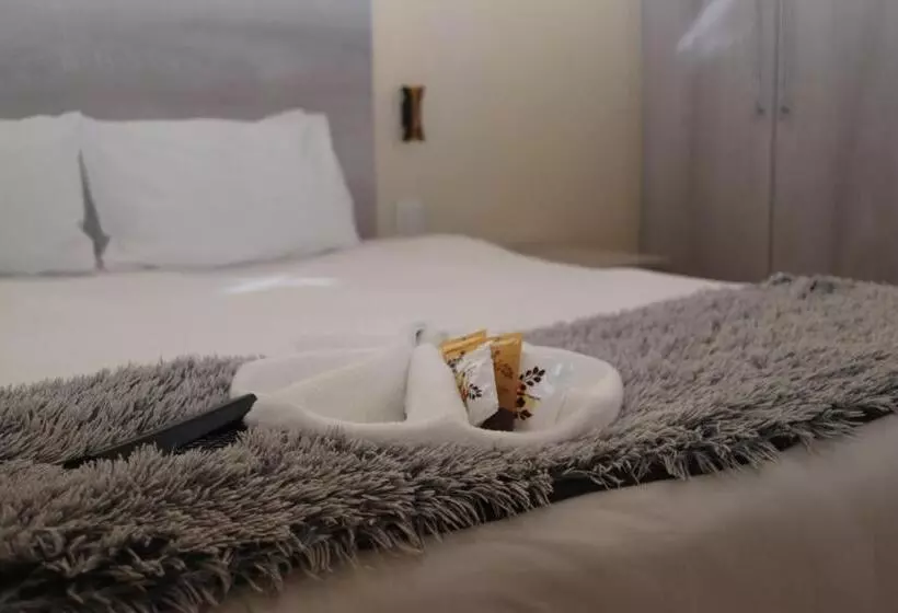 Hotelli The Galaxy Forest Lodge