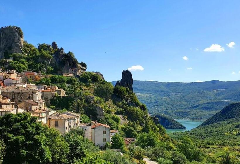 I 3 Falchi Bed & Breakfast