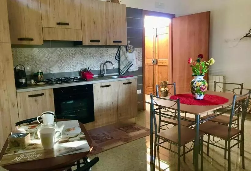 I 3 Falchi Bed & Breakfast