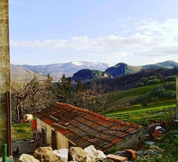 I 3 Falchi Bed & Breakfast