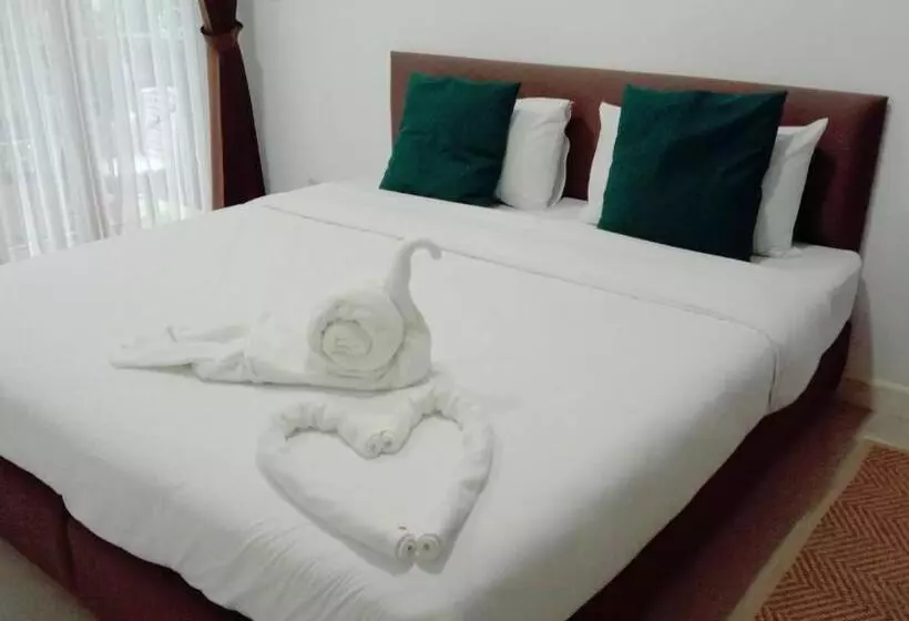 Luancharoen Home Resort Phuket