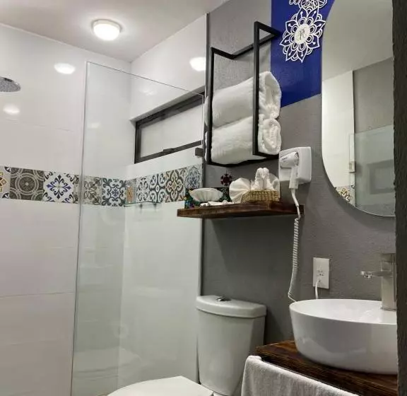 Paseo Real Hotel Boutique