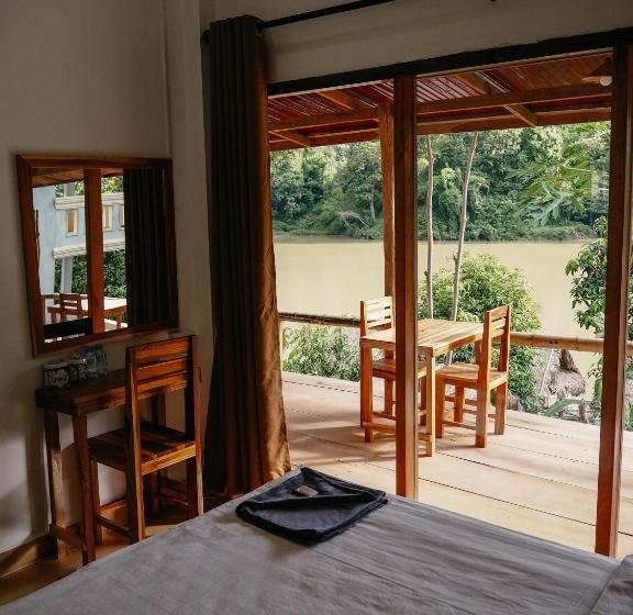 بنسيون Meexok River View