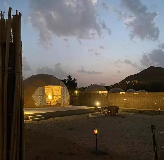 منتجع جلامبنغ Glamping Resort