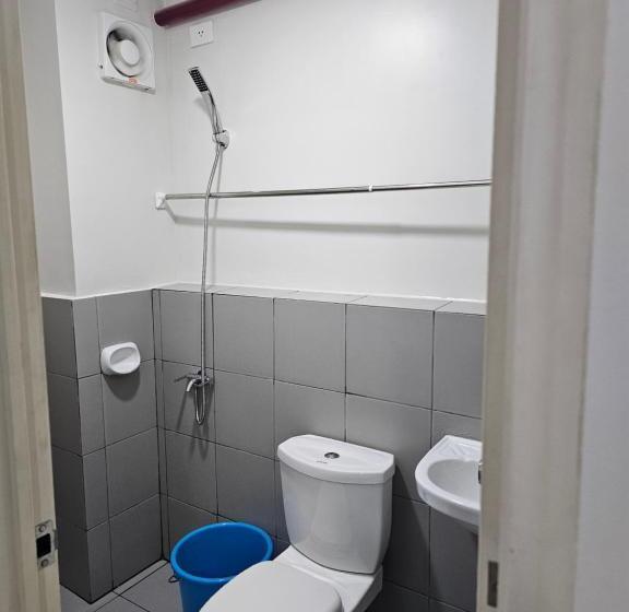 הוסטל Condo Banilad Deca Homes