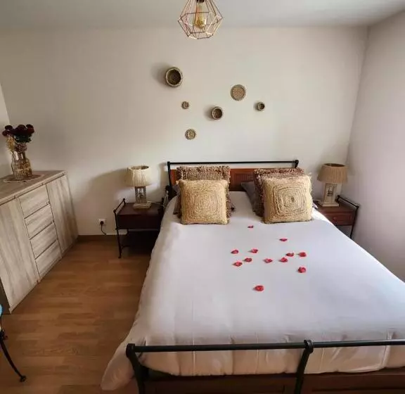 ベッドアンドブレックファースト Chambre D Hôte La Coquierrerie